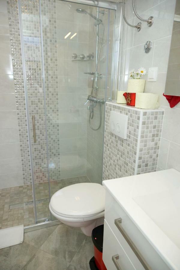 Apartman Bokula Novi Vinodolski Exterior foto